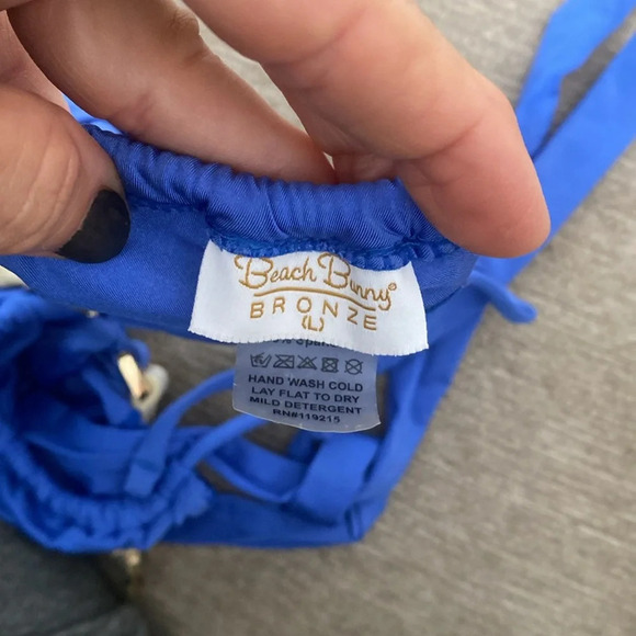 Beach bunny bronze leather and gold chain triangle top bikini size large blue - Picture 6 of 15